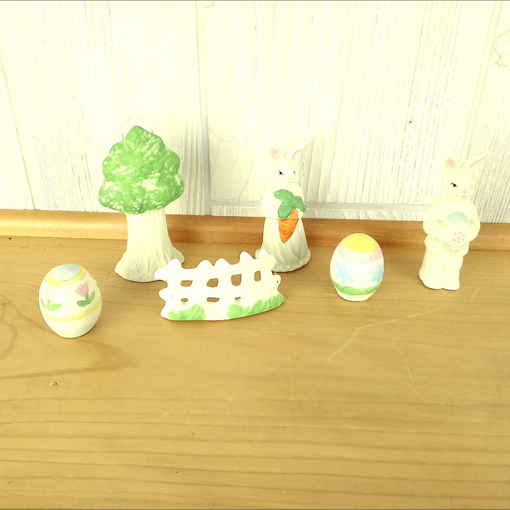 *Porcelain Easter Figurines ~ Mr Mrs Rabbit, Eggs